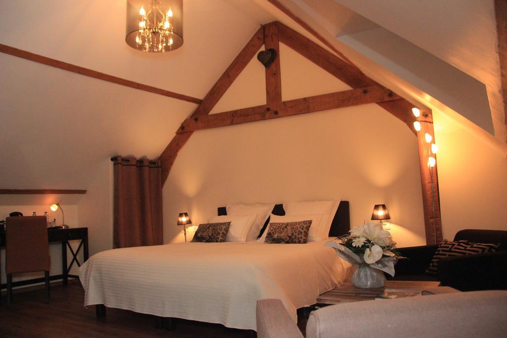 Au Coeur Des Hôtes Steenvoorde Kamer foto